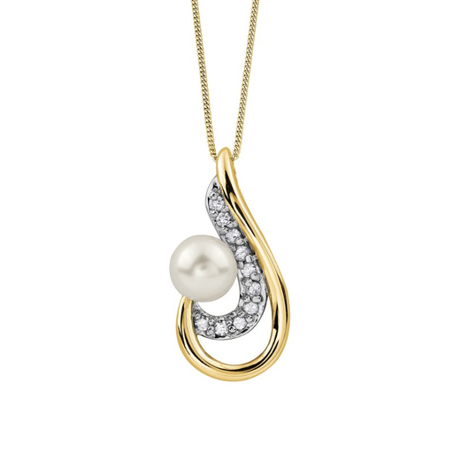 Pearl with 2025 diamond pendant